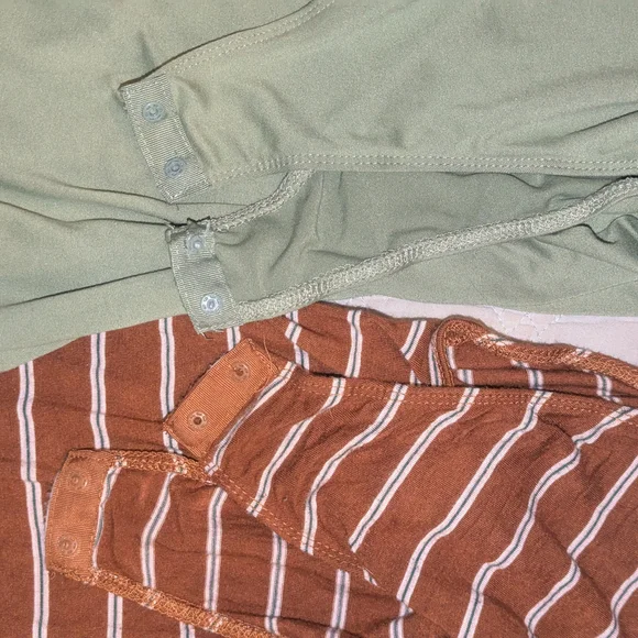 2For1 Heart Hips Brown Striped and Green Bodysuits - Picture 5 of 7